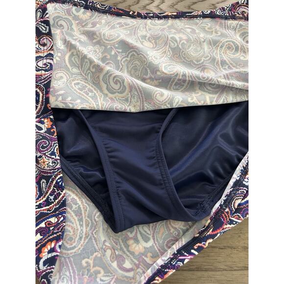 Lands’ End Navy Paisley Tummy Control Stretch Moisture Wick Skirt Skort size 10 - Picture 5 of 6